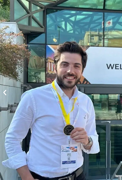 Dr. İbrahim Giray Genç