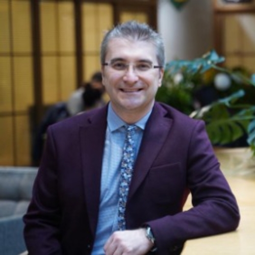 Dr. Selçuk Cem Erdurak