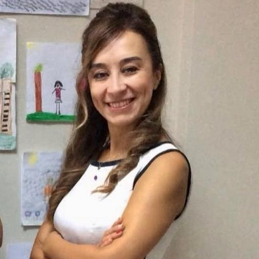 Dr. Ebru Acar